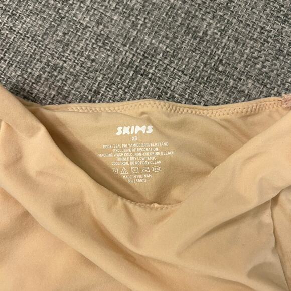 Skims Fits Everybody High Neck Thong Bodysuit Sand Beige Size XS Nude Shapewear - Picture 2 of 14